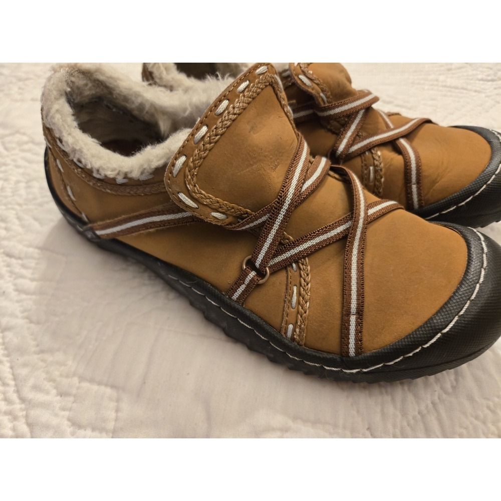 J-41 Women's Size 7 M Brown Shoes Jeep Engineered Traction Hiking Boots Soles